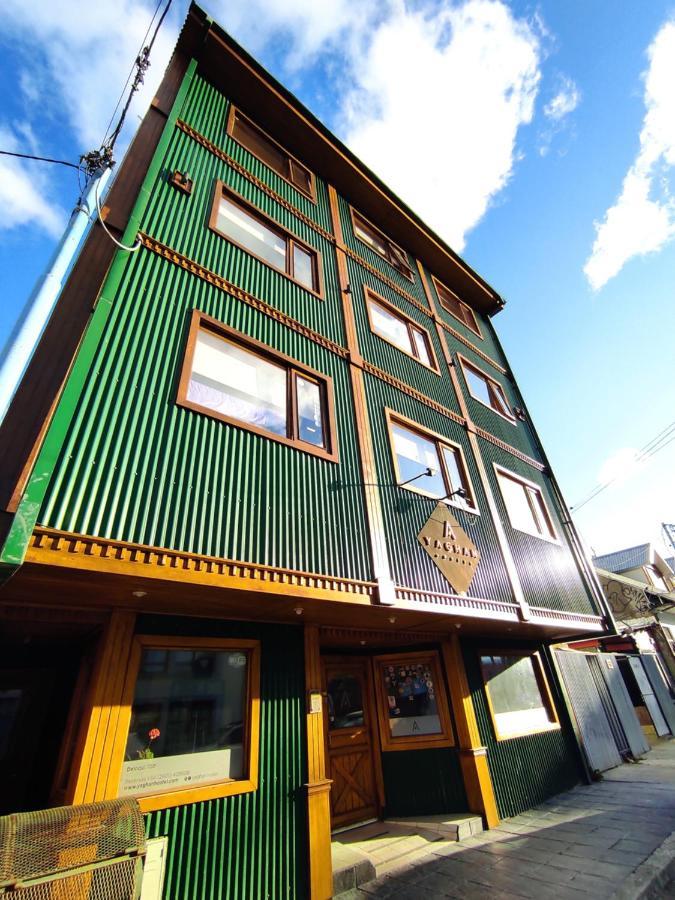 Yaghan Hostel Ushuaia Bagian luar foto