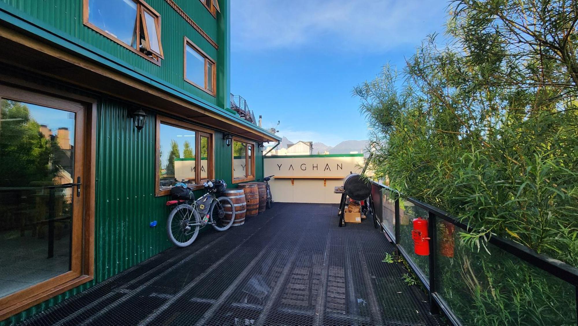 Yaghan Hostel Ushuaia Bagian luar foto